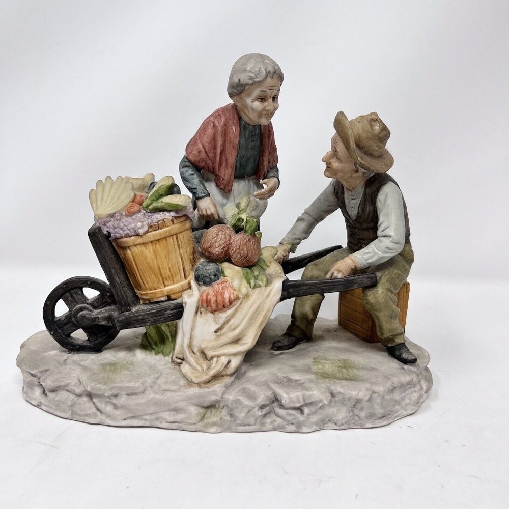 Figurine Vtg Elderly / Old Couple Wheelbarrow Vegetables & Fruit Made In Japan